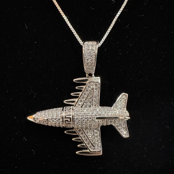 SOLD‼️Swarovski Crystal Airplane 925 Sterling Silver Necklace - Picture 5 of 11
